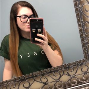 Meet your Posher, Alexis